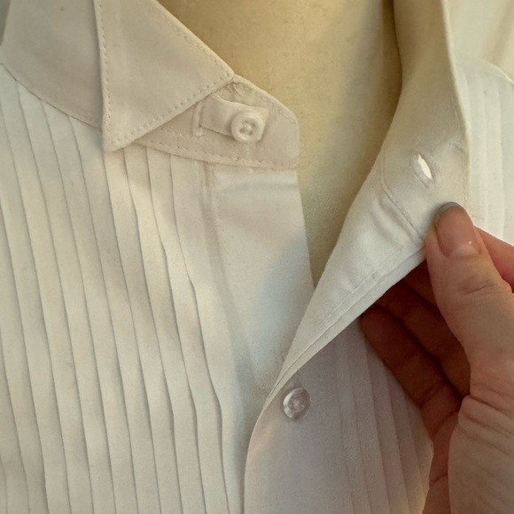 Three Piece Mens Tuxedo with Black Blazer and Trousers - Picture 12 of 17